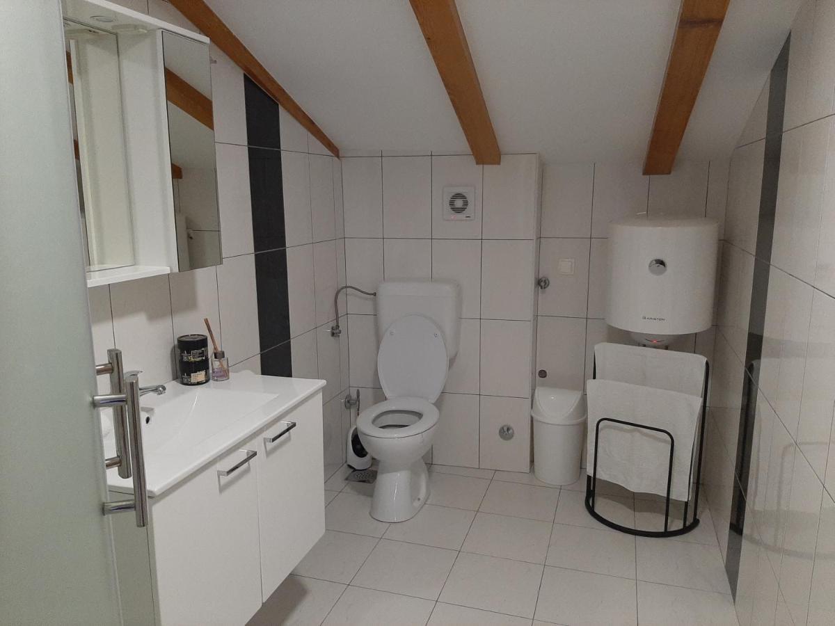 Apartmani Amra 诺维·维诺多尔斯基 外观 照片
